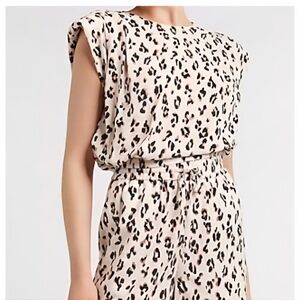 Express Leopard Cropped Padded Shoulder Top XS